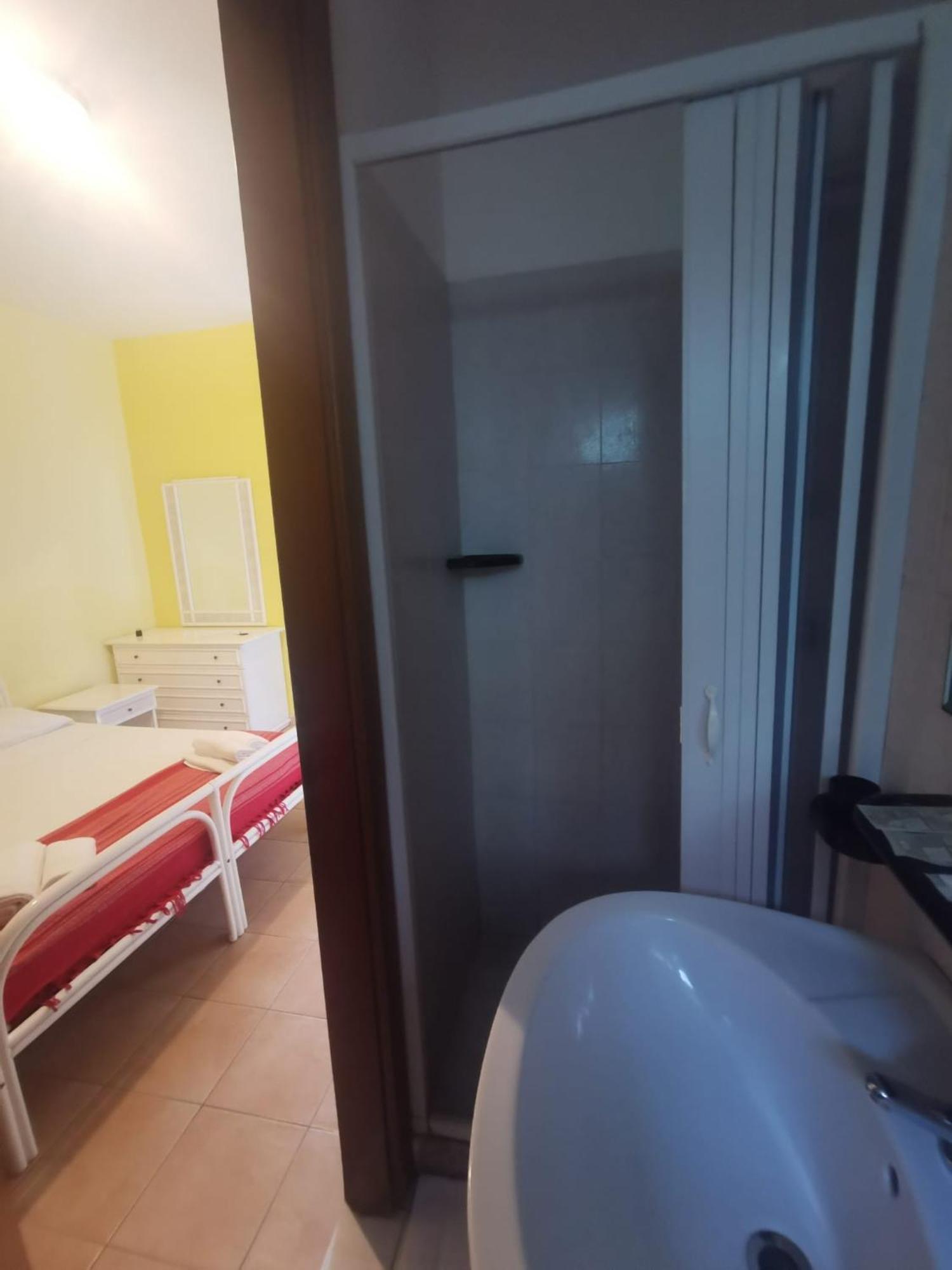 Affittacamere Ambra Marinella di Sarzana Exterior foto